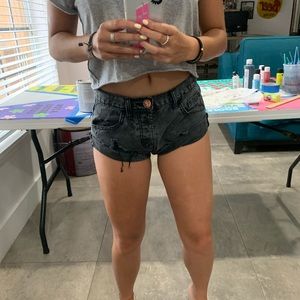 black one teaspoon shorts size 23